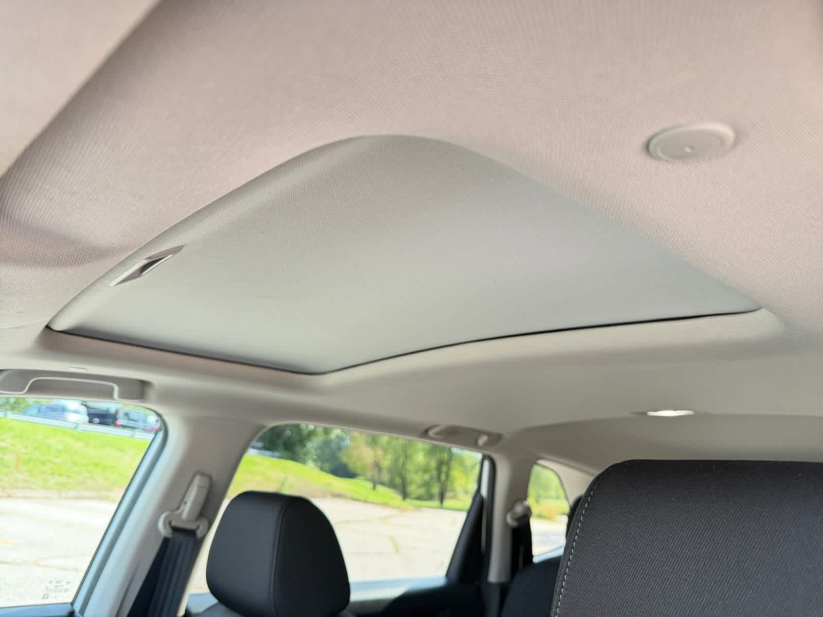 Used 2025 Honda CR-V EX image 26