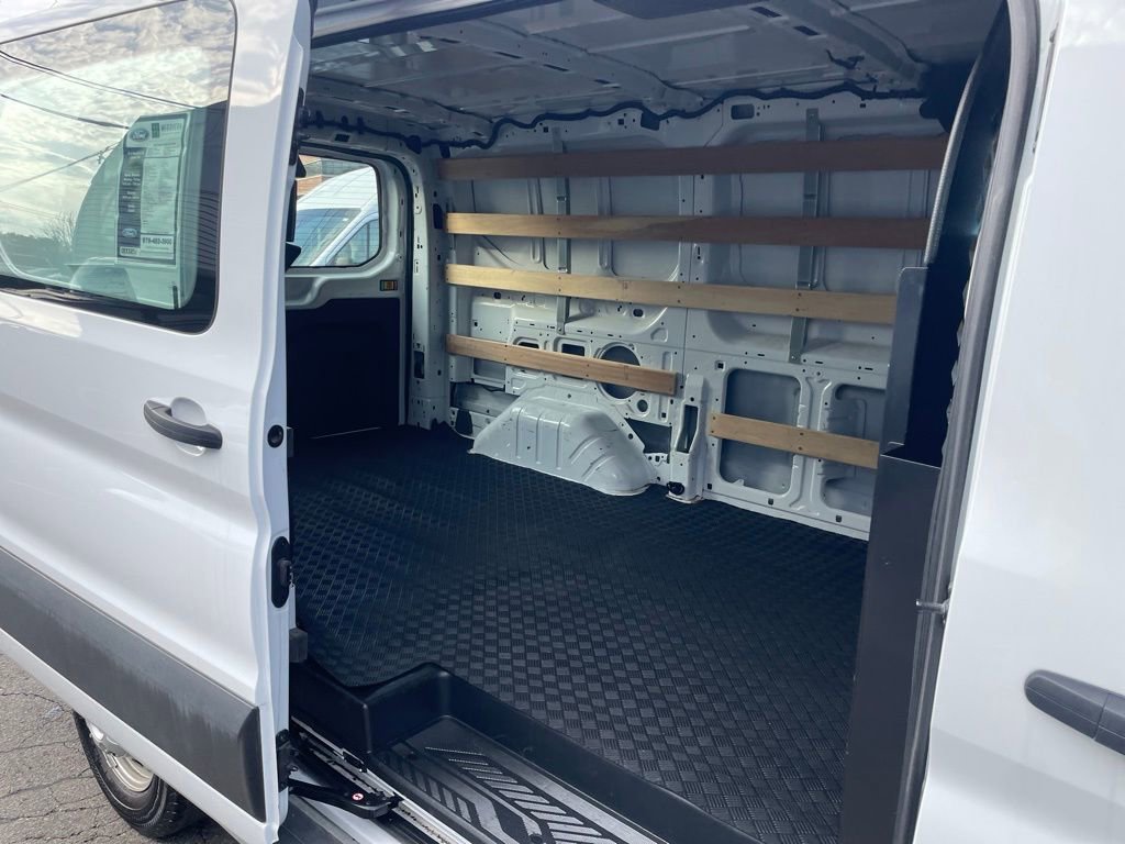 Used 2023 Ford Transit 250 Low Roof AWD w/ Exterior Upgrade Package image 11
