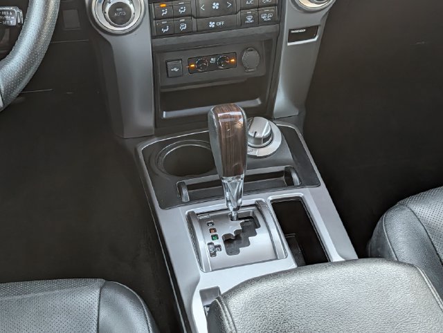 Used 2022 Toyota 4Runner Limited AWD/4WD image 14