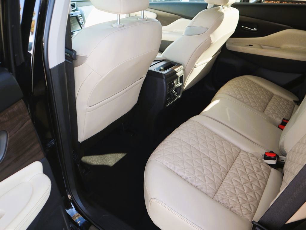 Used 2024 Nissan Murano Platinum w/ Cargo Package image 10