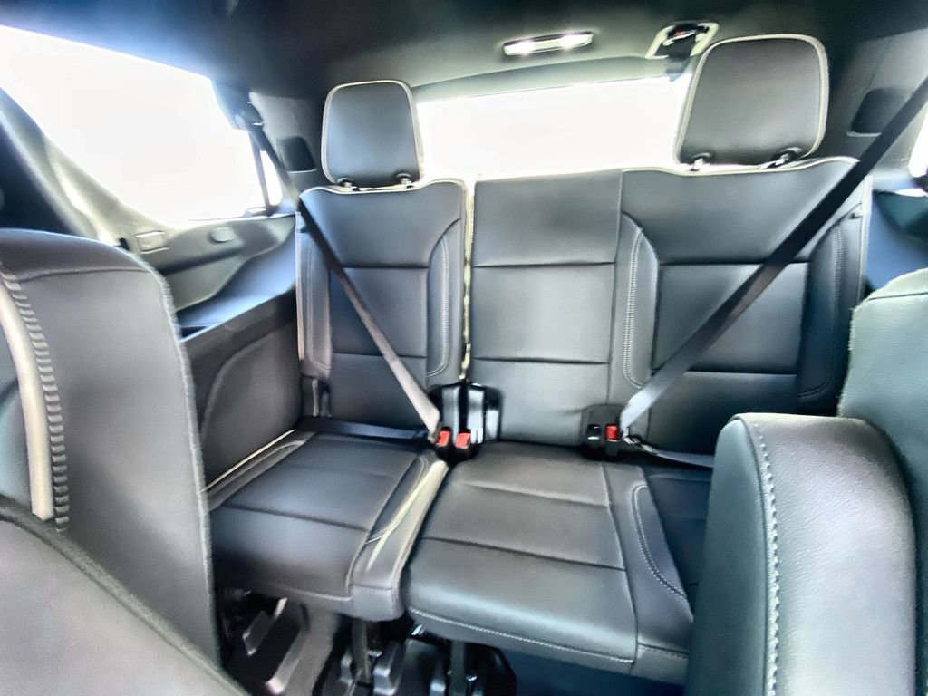 New 2026 GMC Yukon Elevation image 35