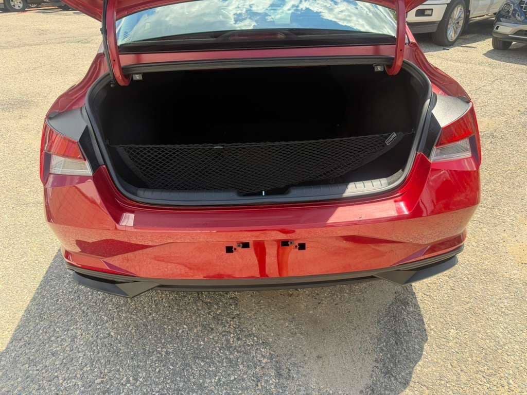 Certified 2023 Hyundai Elantra SEL FWD image 5