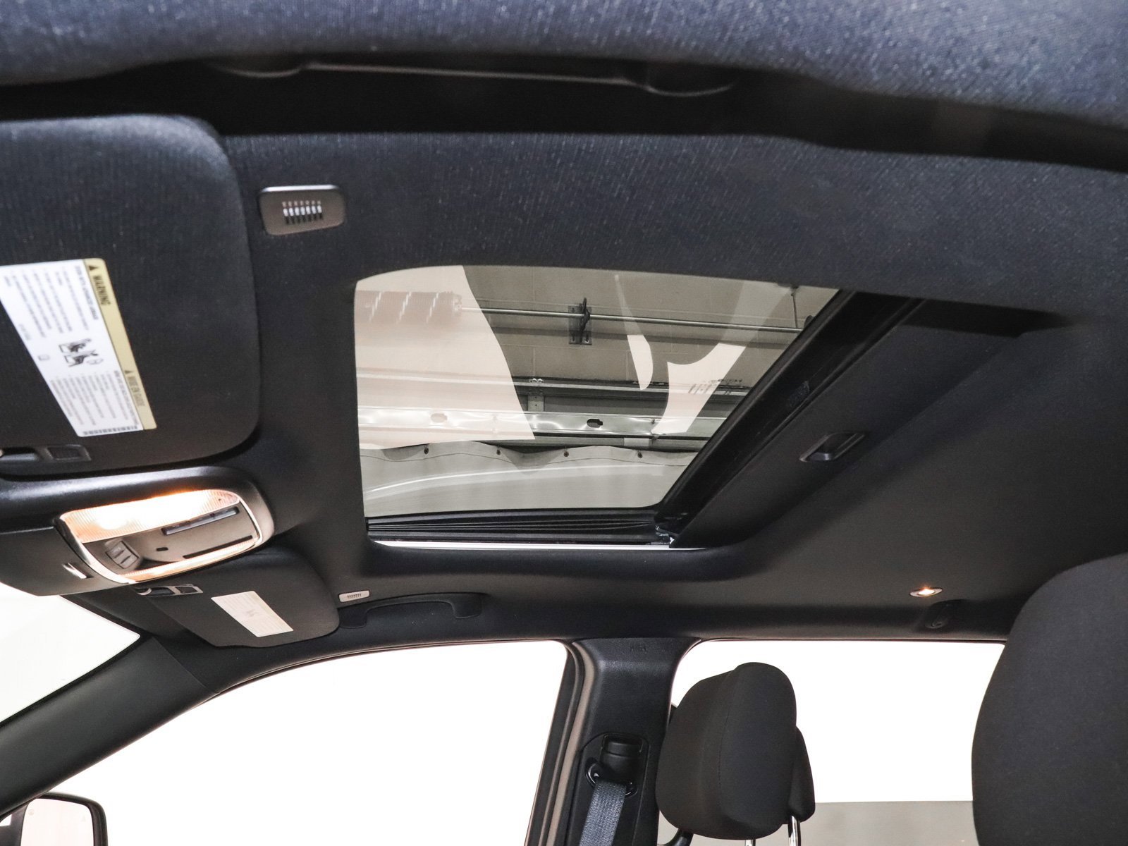 Used 2021 Jeep Grand Cherokee Laredo image 19