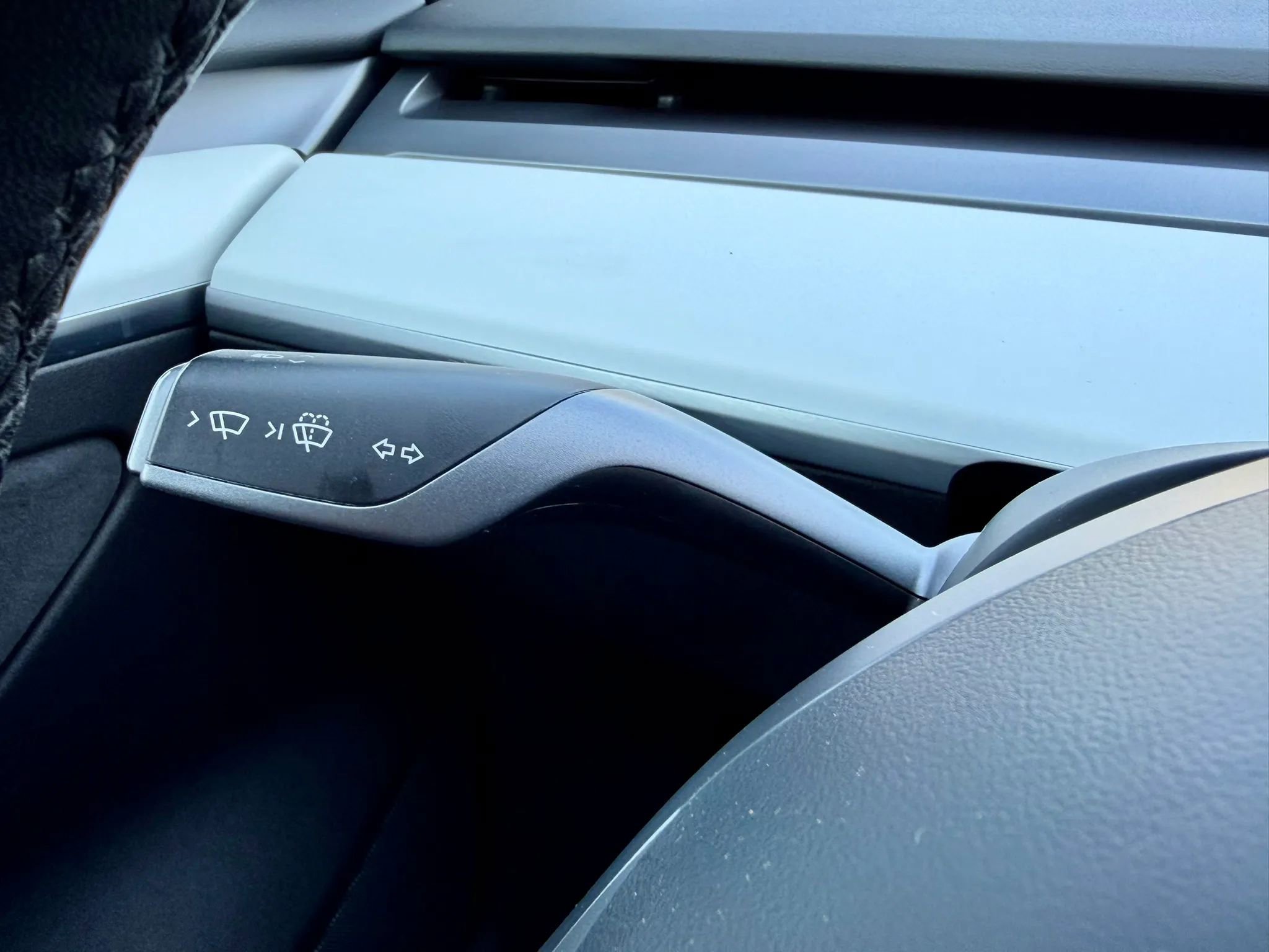Used 2021 Tesla Model 3 Standard Range Plus RWD image 30
