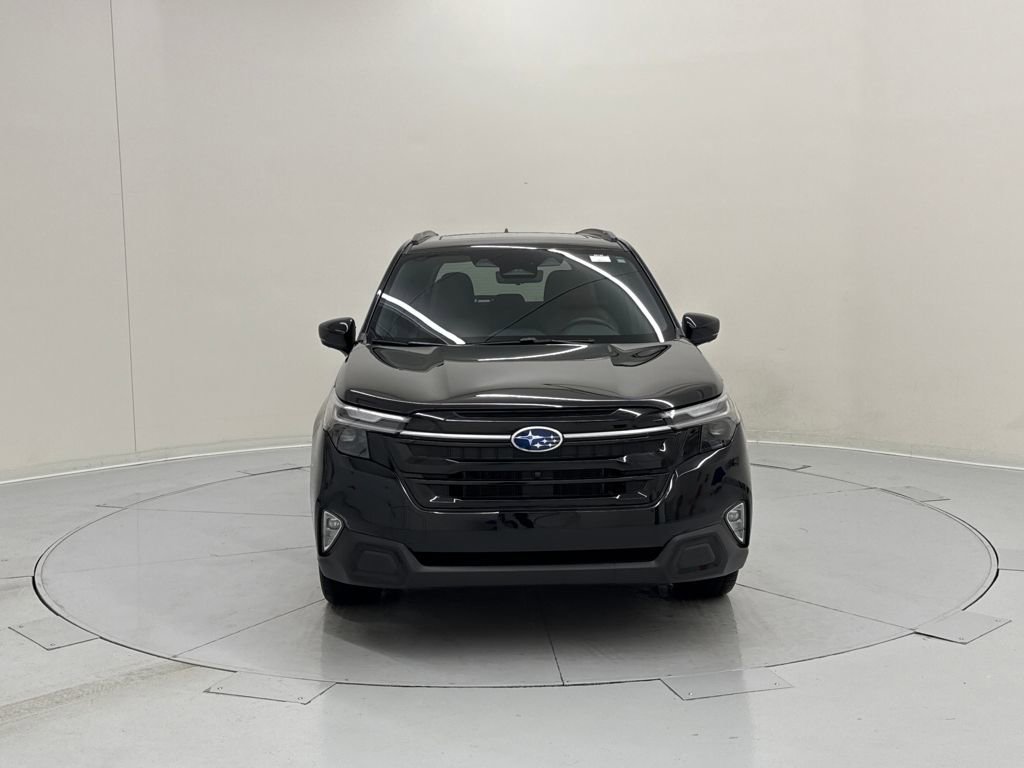 Used 2025 Subaru Forester Touring w/ Touring Package image 8