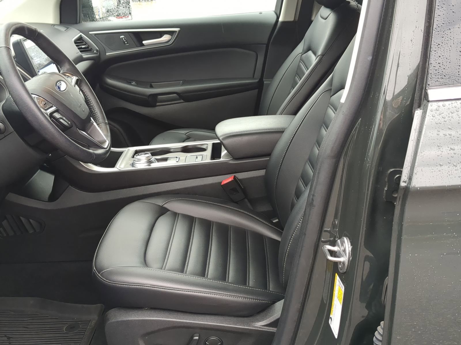 Used 2023 Ford Edge SEL image 19