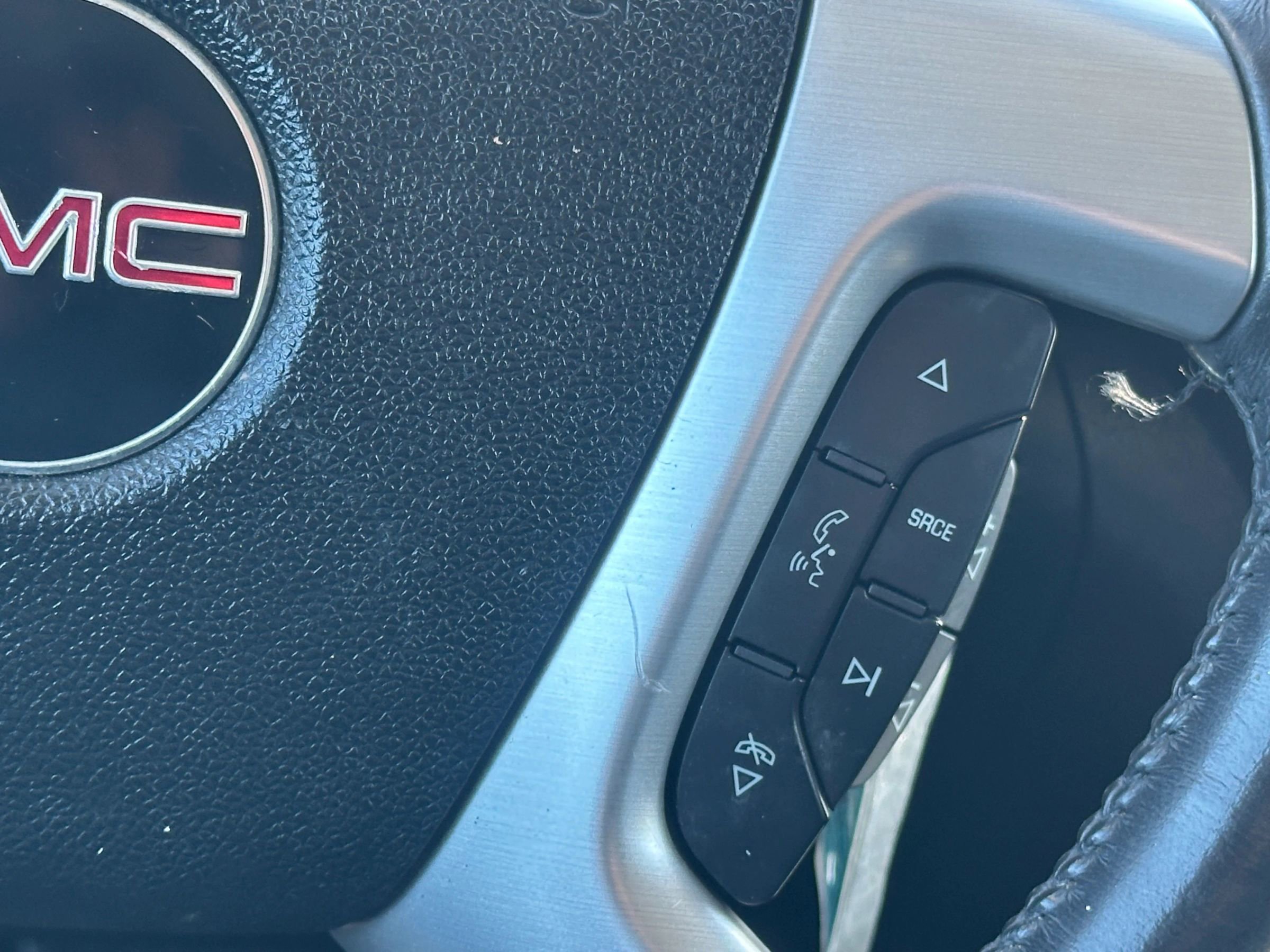 Used 2009 GMC Acadia SLT w/ Visibility Package FWD image 23