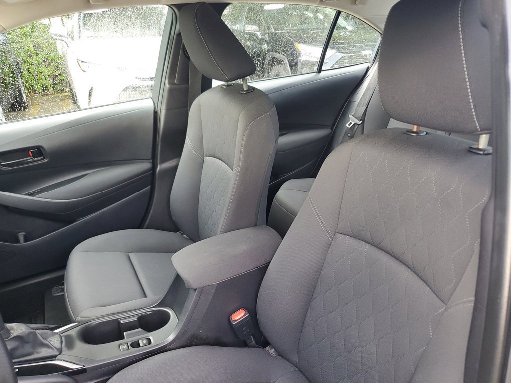 Used 2024 Toyota Corolla LE FWD image 4