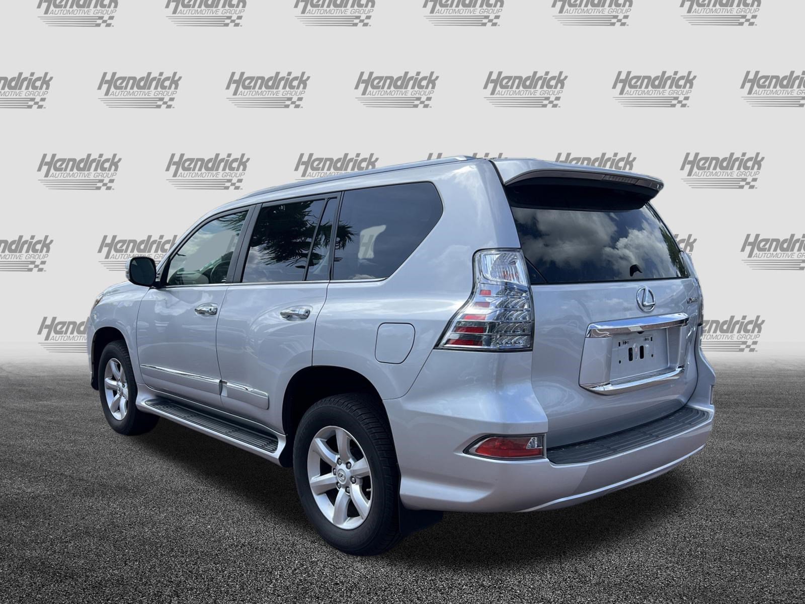 Used 2016 Lexus GX 460 w/ Navigation Package AWD/4WD image 8