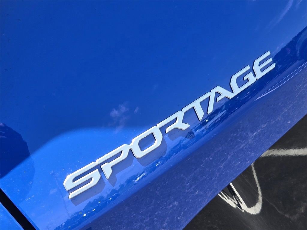 New 2026 Kia Sportage SX image 8