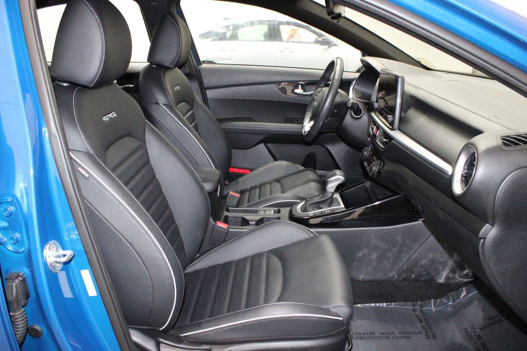 Used 2022 Kia Forte GT-Line w/ GT-Line Premium Package image 13