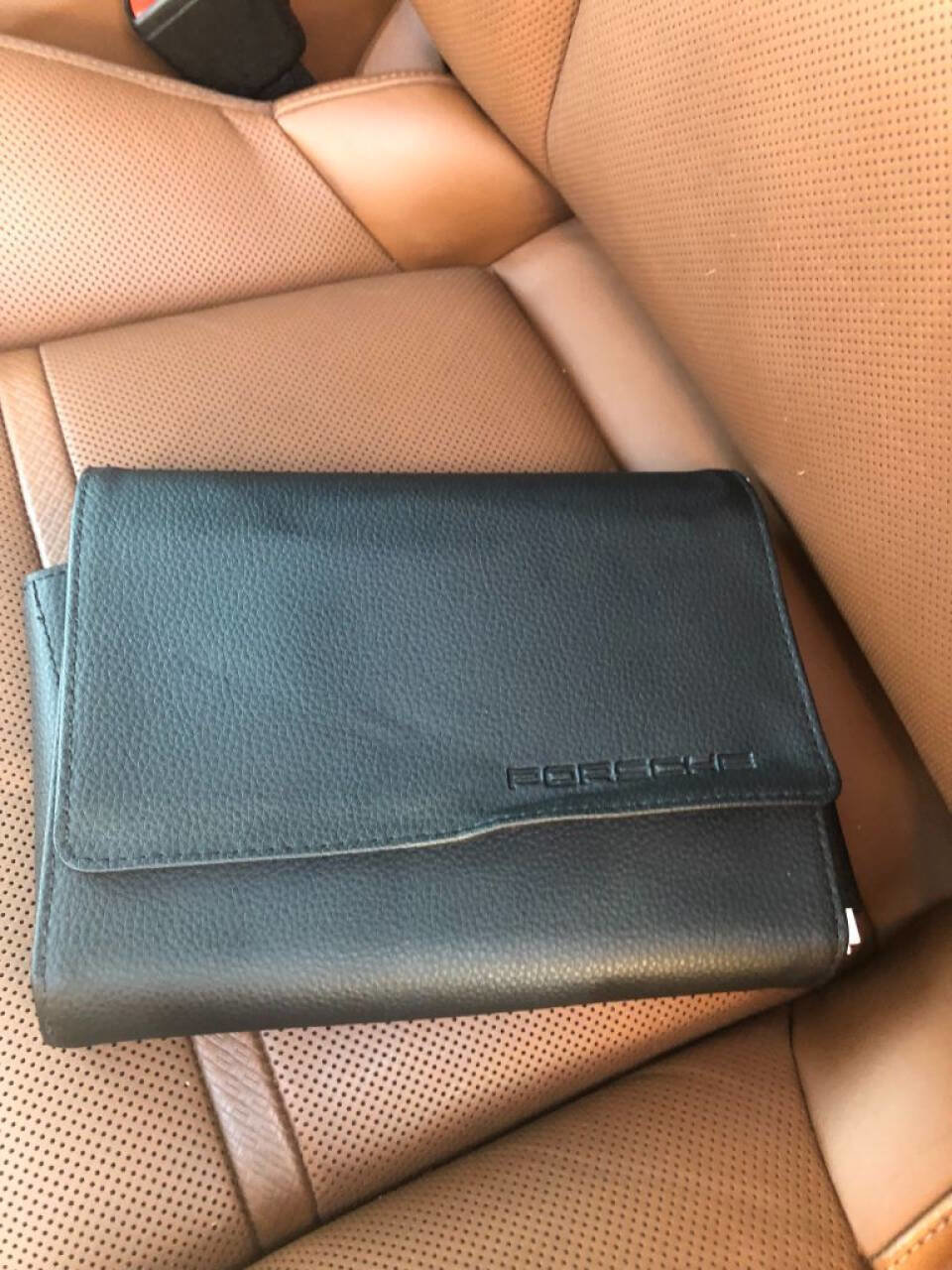 Used 2019 Porsche Cayenne Turbo w/ Sportdesign Package image 24