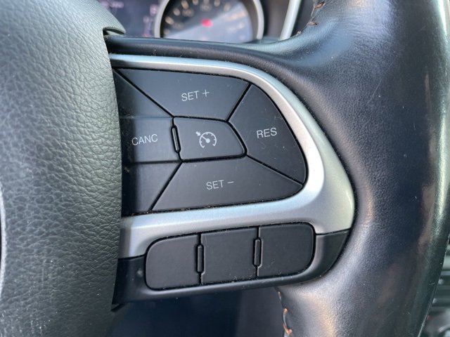 Used 2020 Jeep Compass Limited image 24