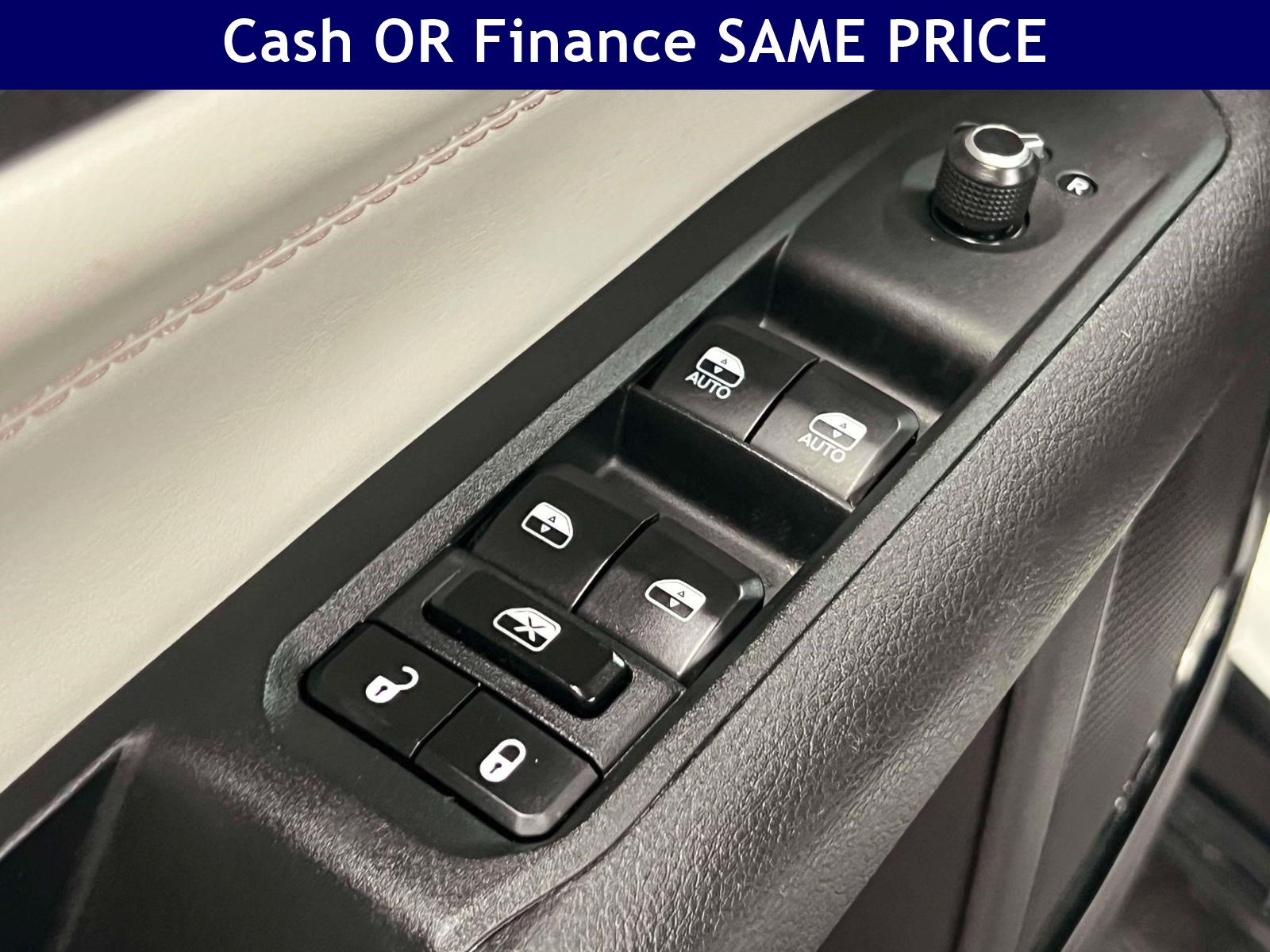Certified 2025 Jeep Compass Limited w/ Elite Group AWD/4WD image 16