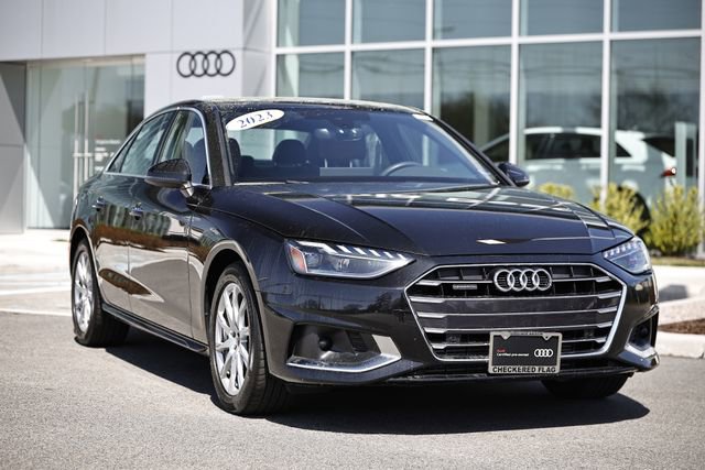 Used 2023 Audi A4 2.0T Premium w/ Convenience Package image 2