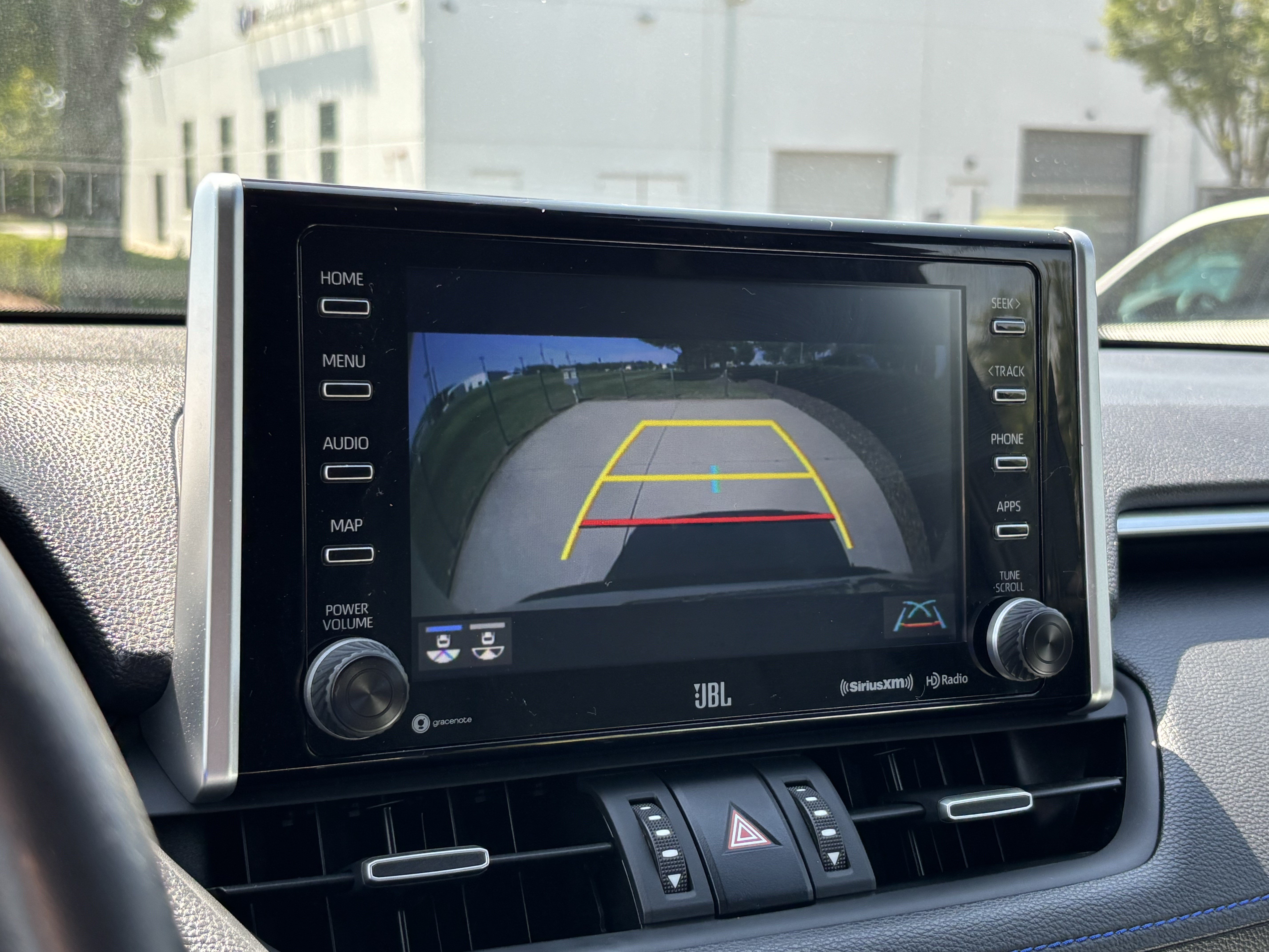 Used 2020 Toyota RAV4 XSE AWD/4WD image 25