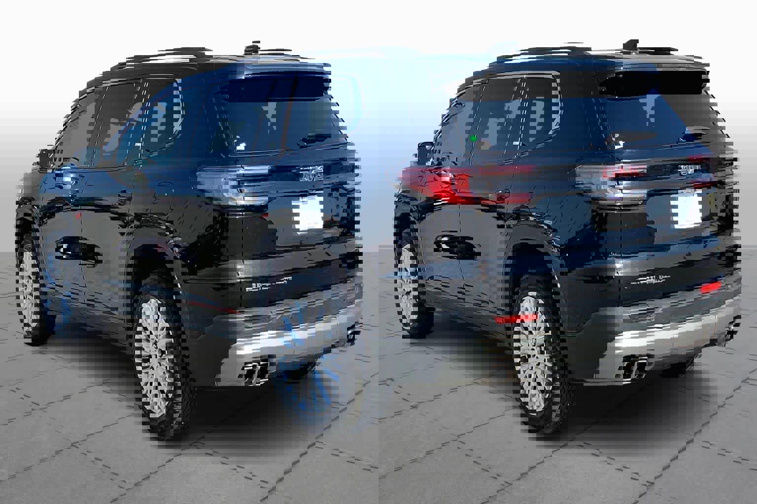 Used 2024 GMC Acadia Elevation image 11