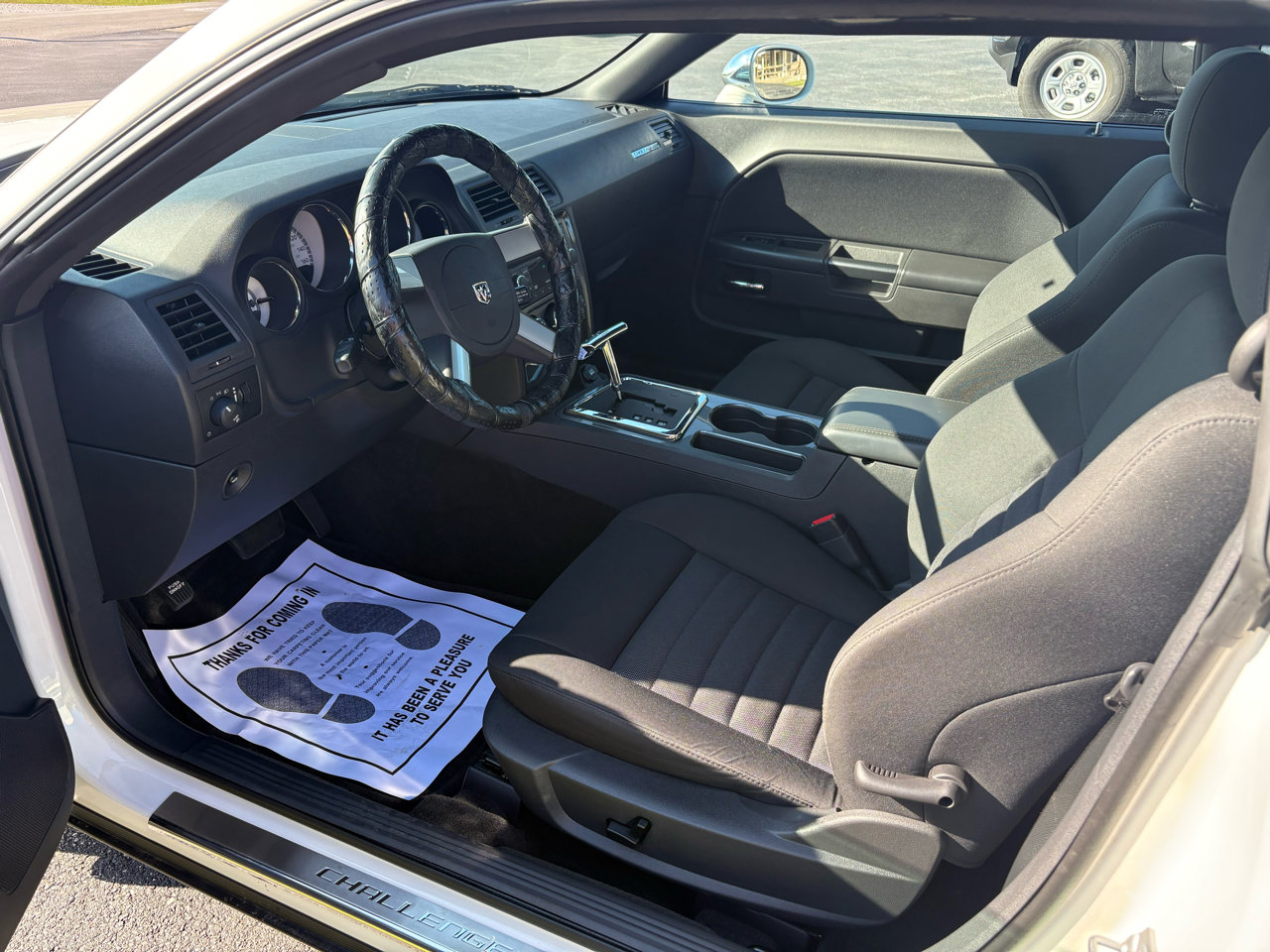 Used 2009 Dodge Challenger R/T w/ Sound Group image 6