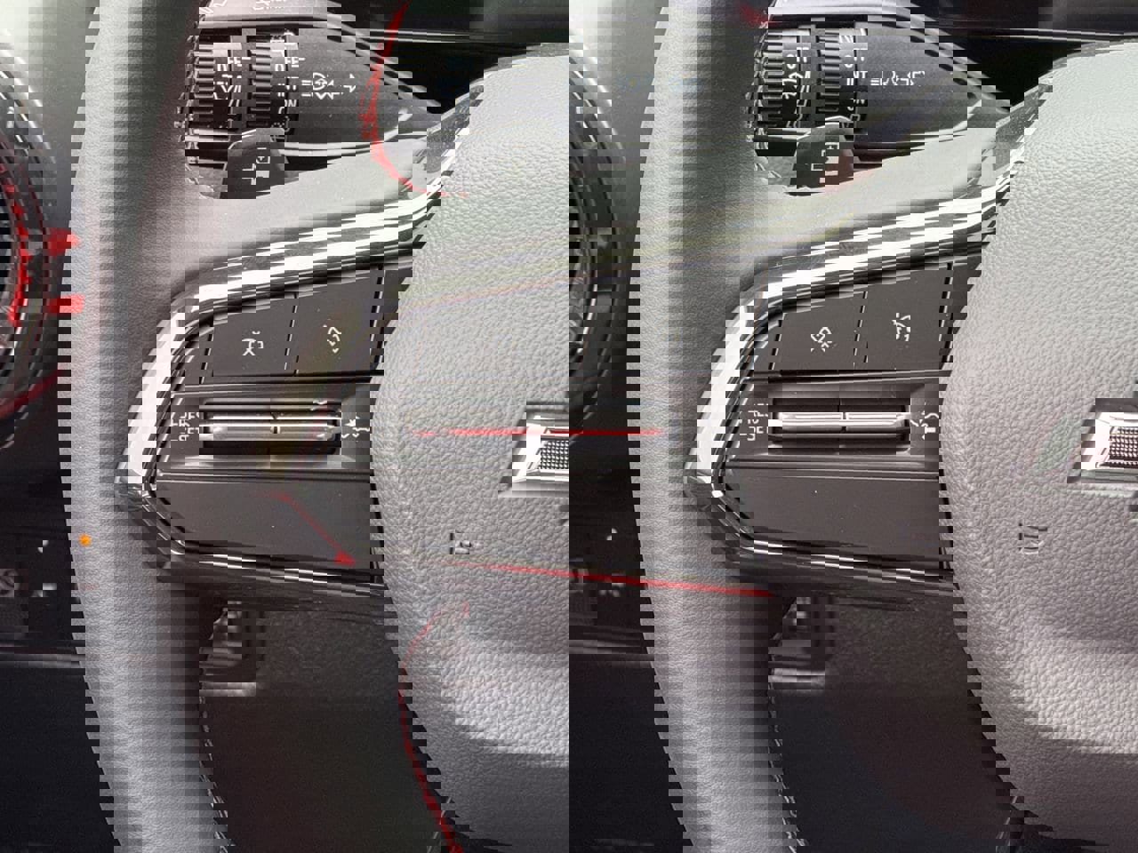 New 2026 Chevrolet Equinox EV RS image 13