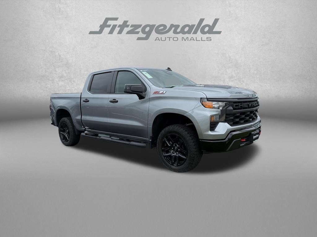 Used 2025 Chevrolet Silverado 1500 Custom Trail Boss AWD/4WD image 1