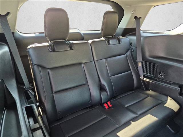 Used 2020 Ford Explorer XLT w/ Equipment Group 202A RWD image 19