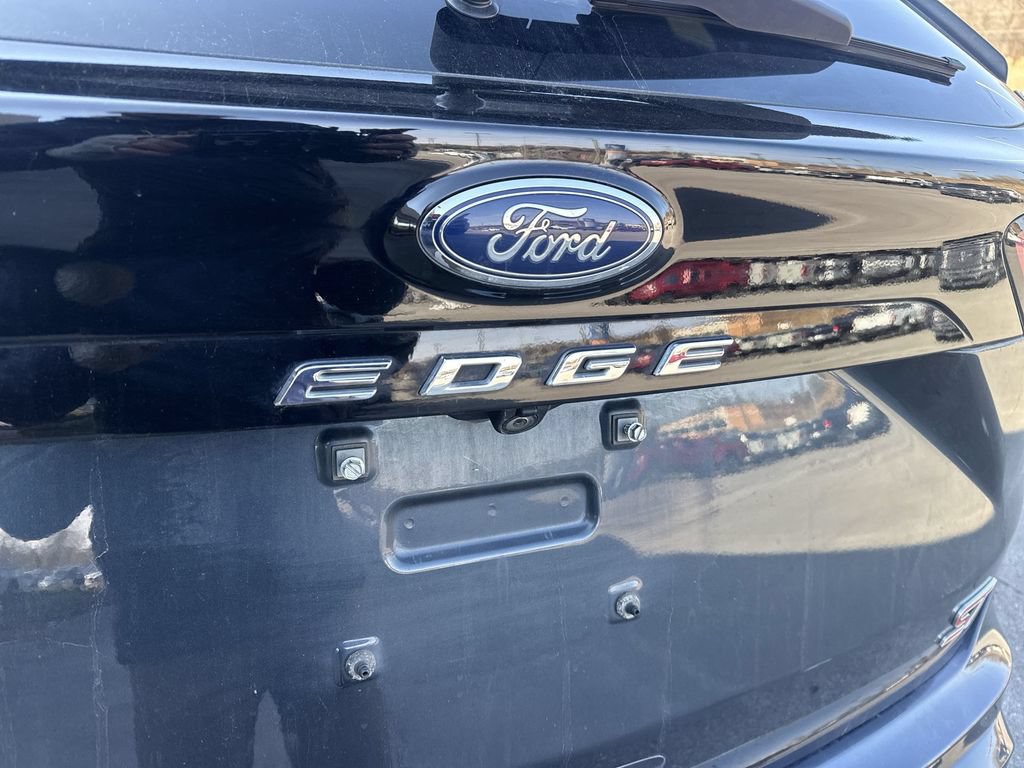 Used 2022 Ford Edge ST w/ Equipment Group 401A AWD/4WD image 6