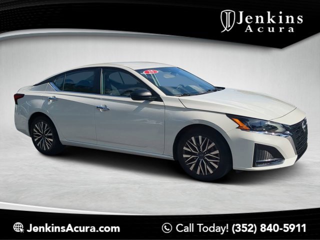 Used 2025 Nissan Altima 2.5 SV