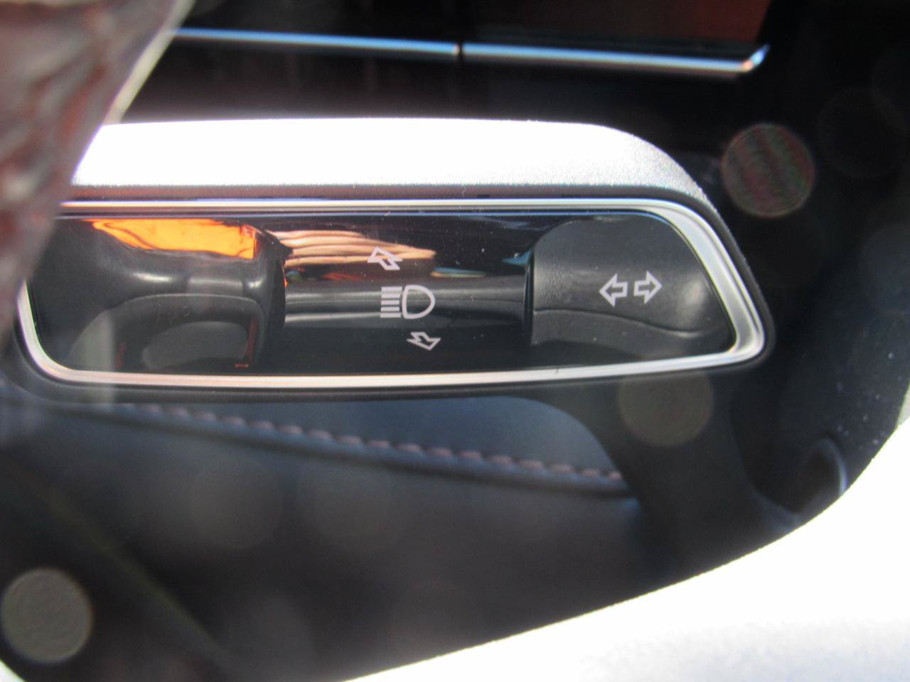 Used 2025 Lincoln Nautilus Premier w/ Jet Appearance Package AWD/4WD image 23