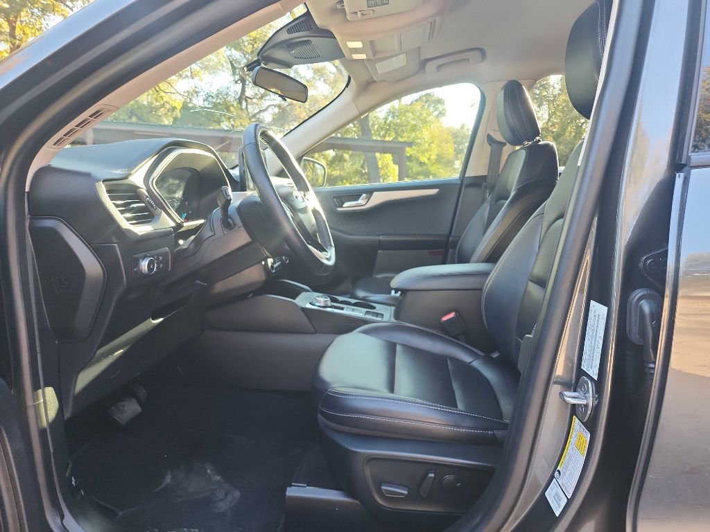 Used 2020 Ford Escape SEL image 17