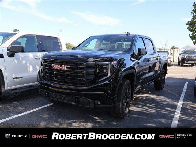 New 2026 GMC Sierra 1500 Elevation w/ LPO, Elevation Black Package