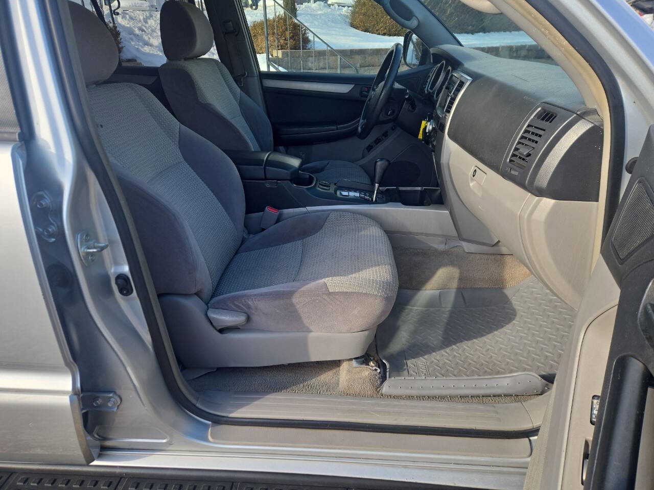 Used 2004 Toyota 4Runner Sport AWD/4WD image 27