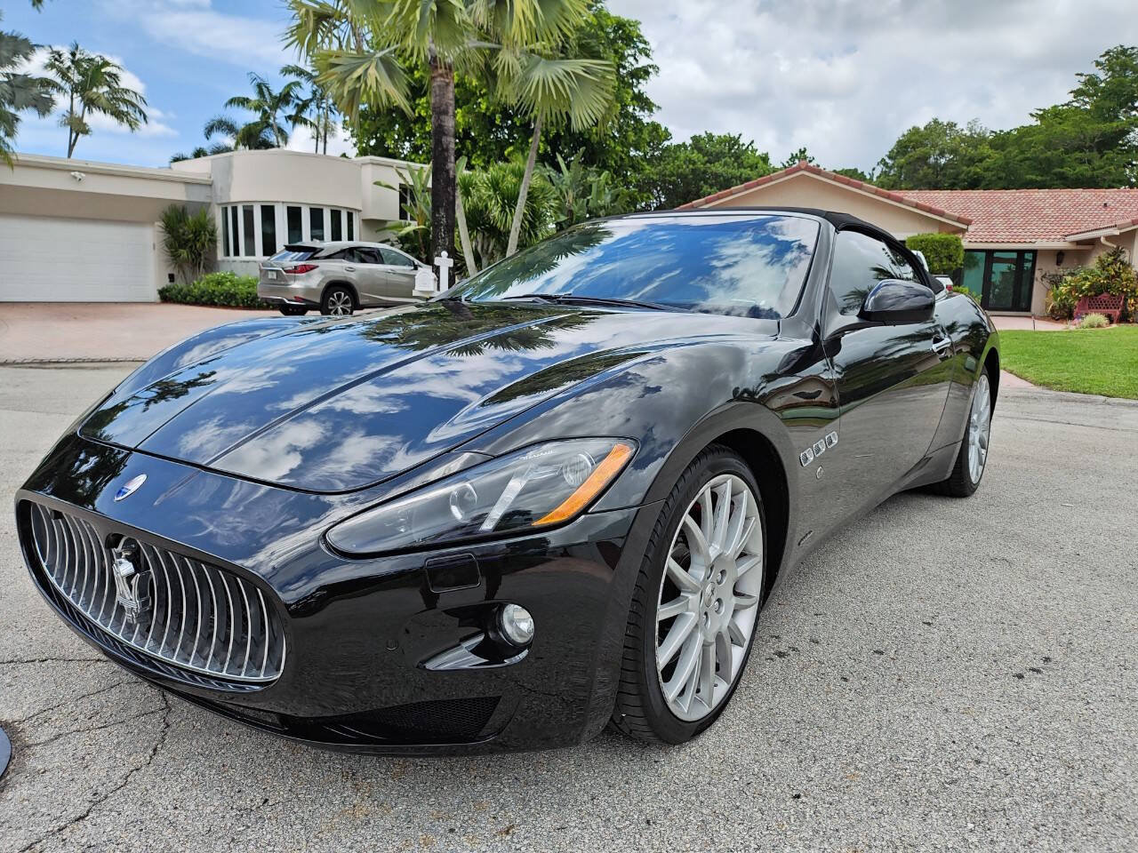 Used 2015 Maserati GranTurismo Convertible RWD image 20