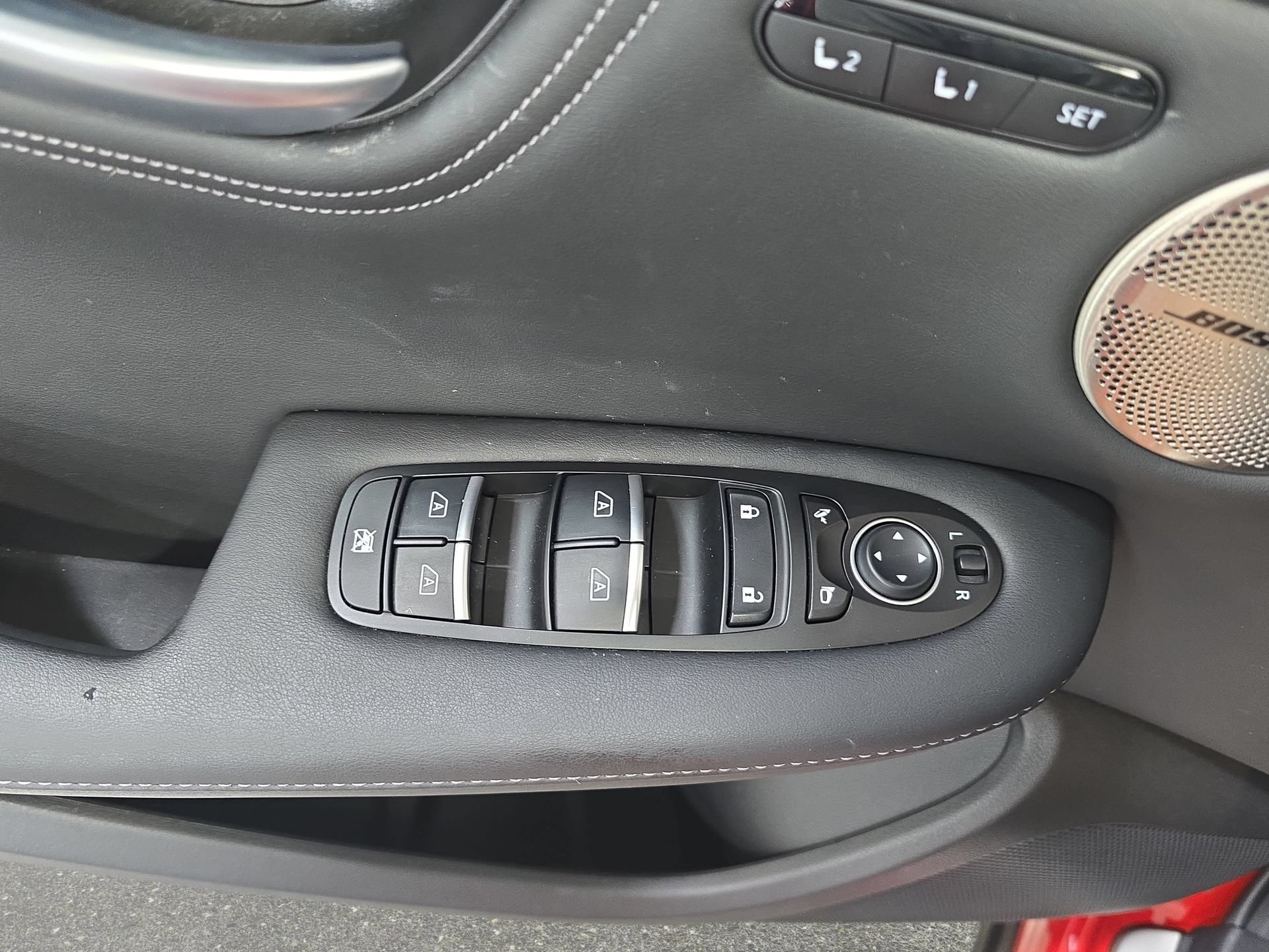 Used 2025 INFINITI QX55 Essential AWD/4WD image 27