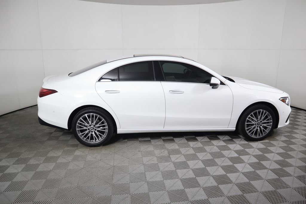 Used 2025 Mercedes-Benz CLA 250 image 4