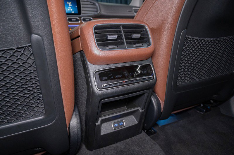 New 2026 Mercedes-Benz GLS 450 4MATIC image 27