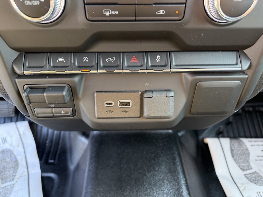 Used 2023 GMC Sierra 1500 Pro w/ Pro Value Package image 22