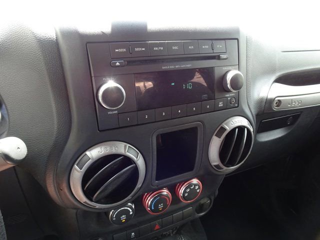 Used 2016 Jeep Wrangler Sport image 14
