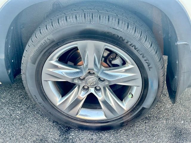 Used 2014 Toyota Highlander Limited w/ Driver Technology Package image 7