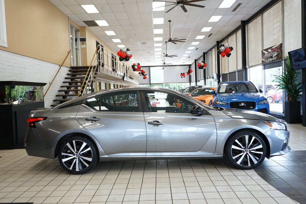 Used 2021 Nissan Altima 2.5 SR FWD image 16