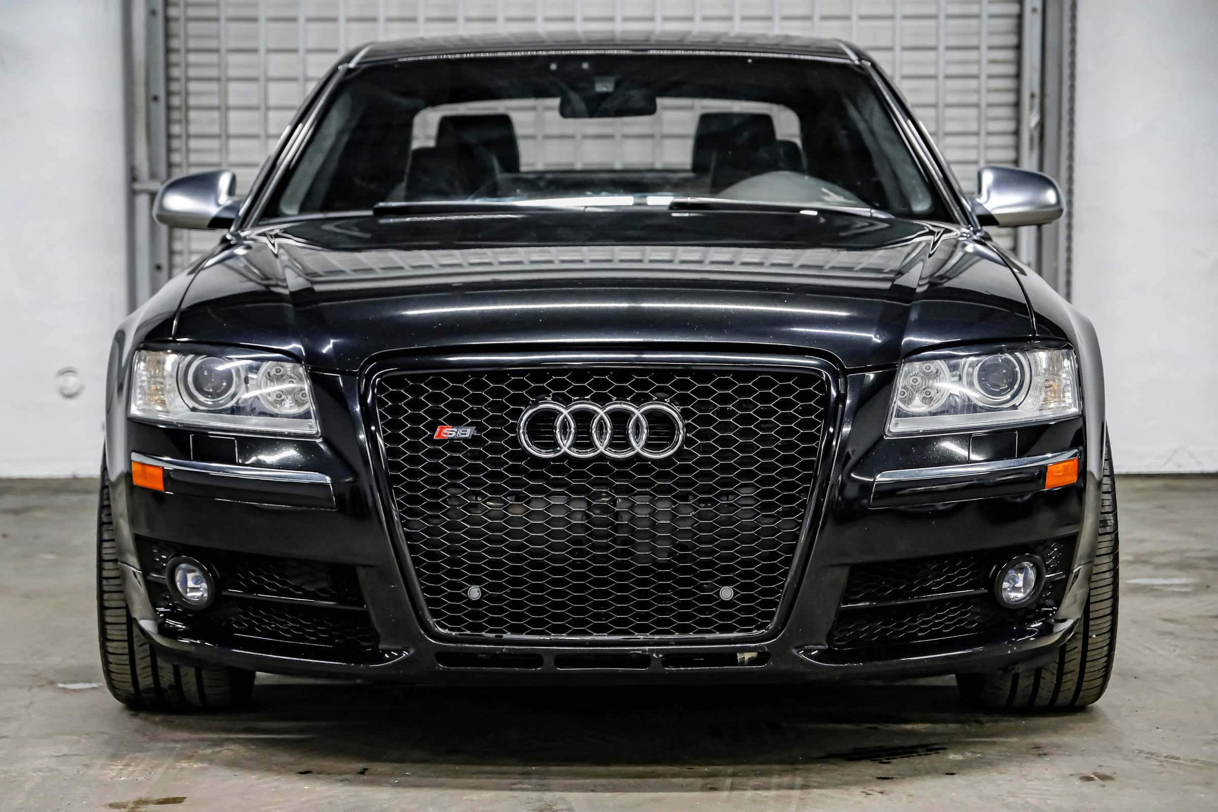 Used 2007 Audi S8 image 6