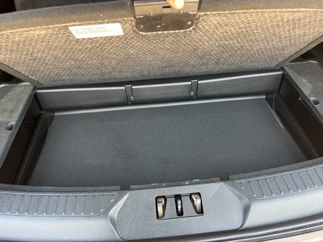 Used 2020 Ford Explorer Limited RWD image 23