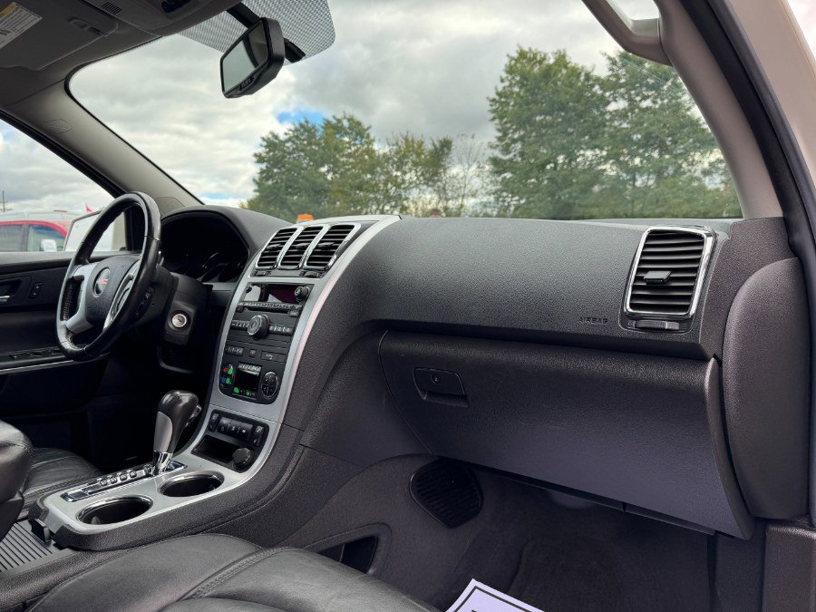 Used 2011 GMC Acadia SLT image 21