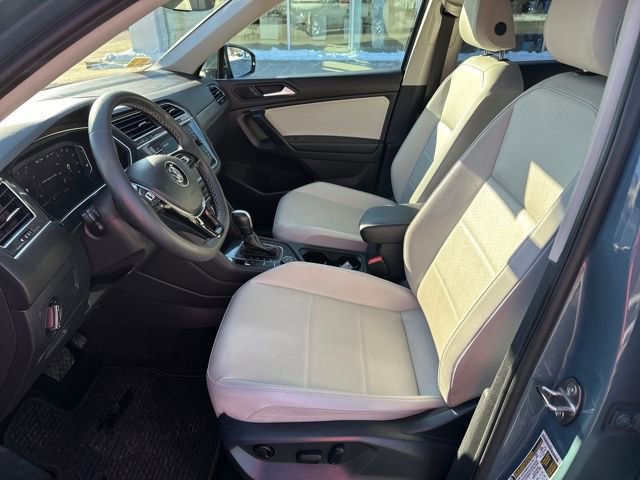Certified 2021 Volkswagen Tiguan SEL w/ 3rd Row Seat Package image 14