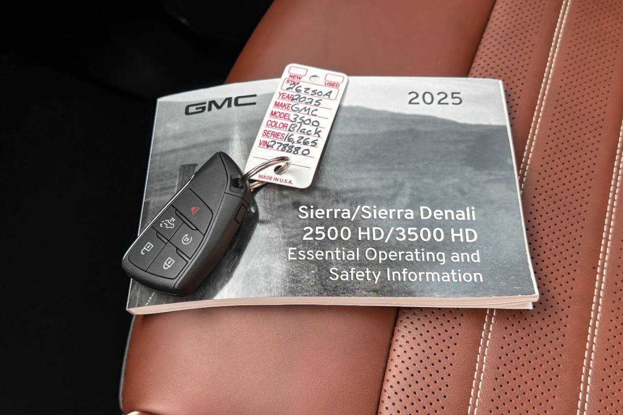 Used 2025 GMC Sierra 3500 Denali Ultimate AWD/4WD image 50