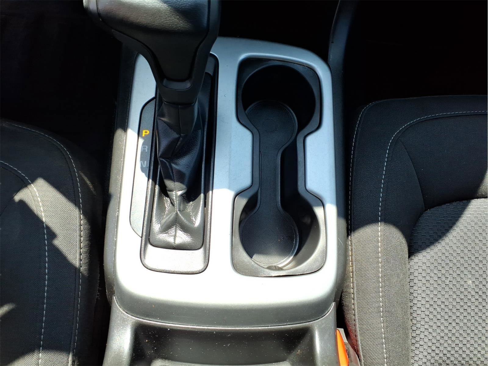 Used 2021 Chevrolet Colorado LT w/ Fleet Safety Package RWD image 19