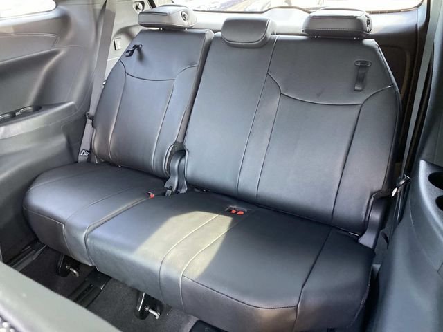 New 2026 Toyota Sienna Platinum AWD/4WD image 8