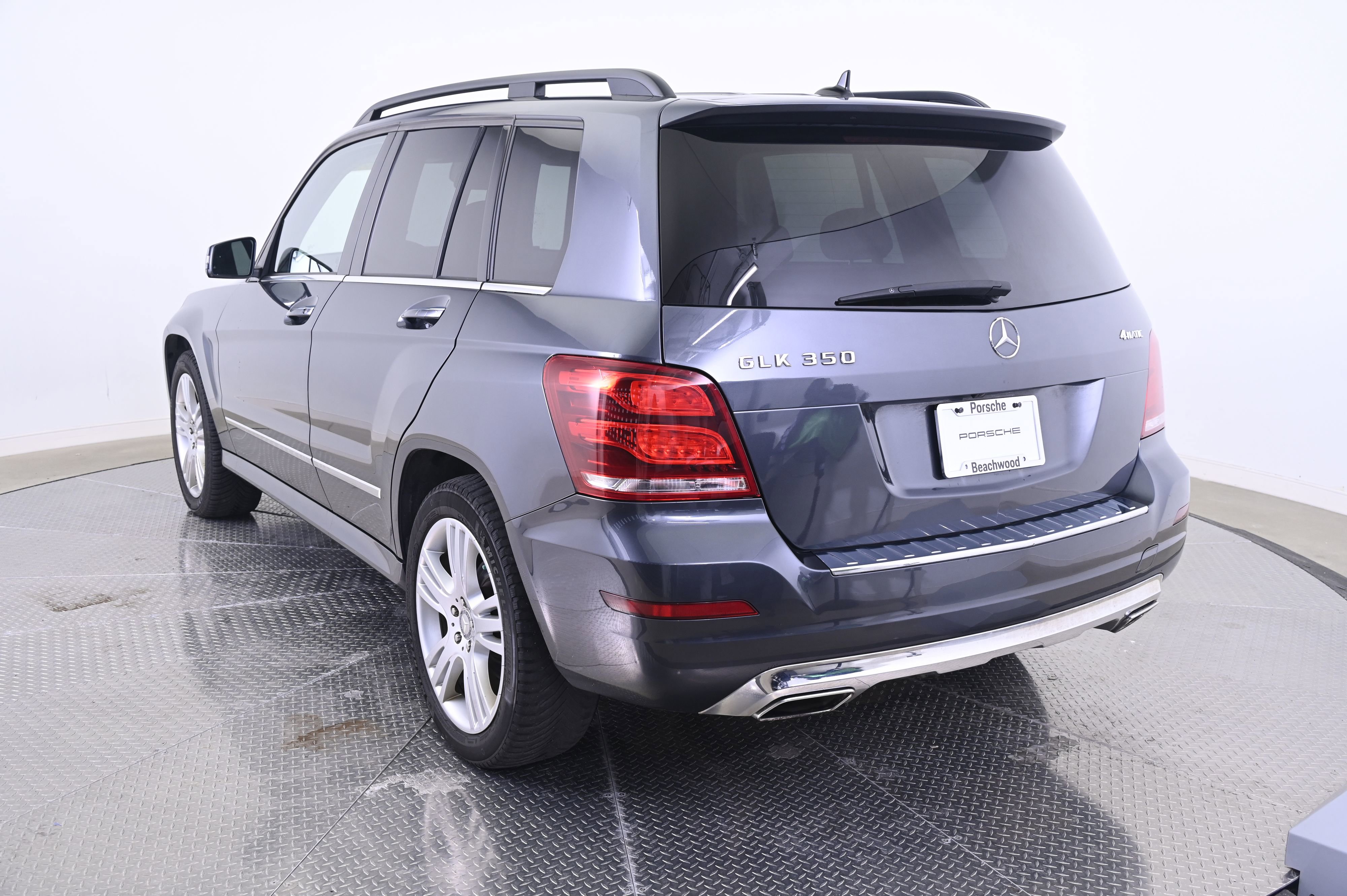 Used 2015 Mercedes-Benz GLK 350 4MATIC image 3