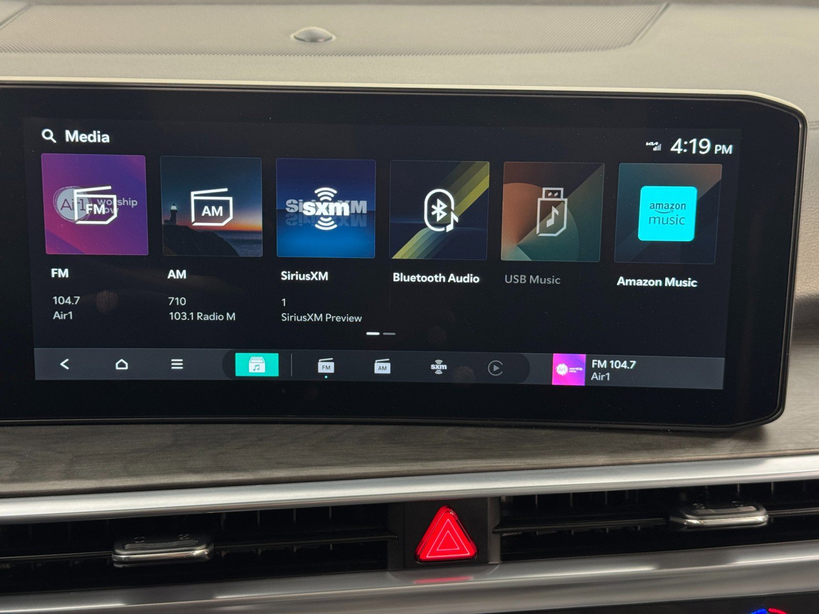 Used 2025 Kia Sorento SX Prestige w/ Sage Leather Package image 27