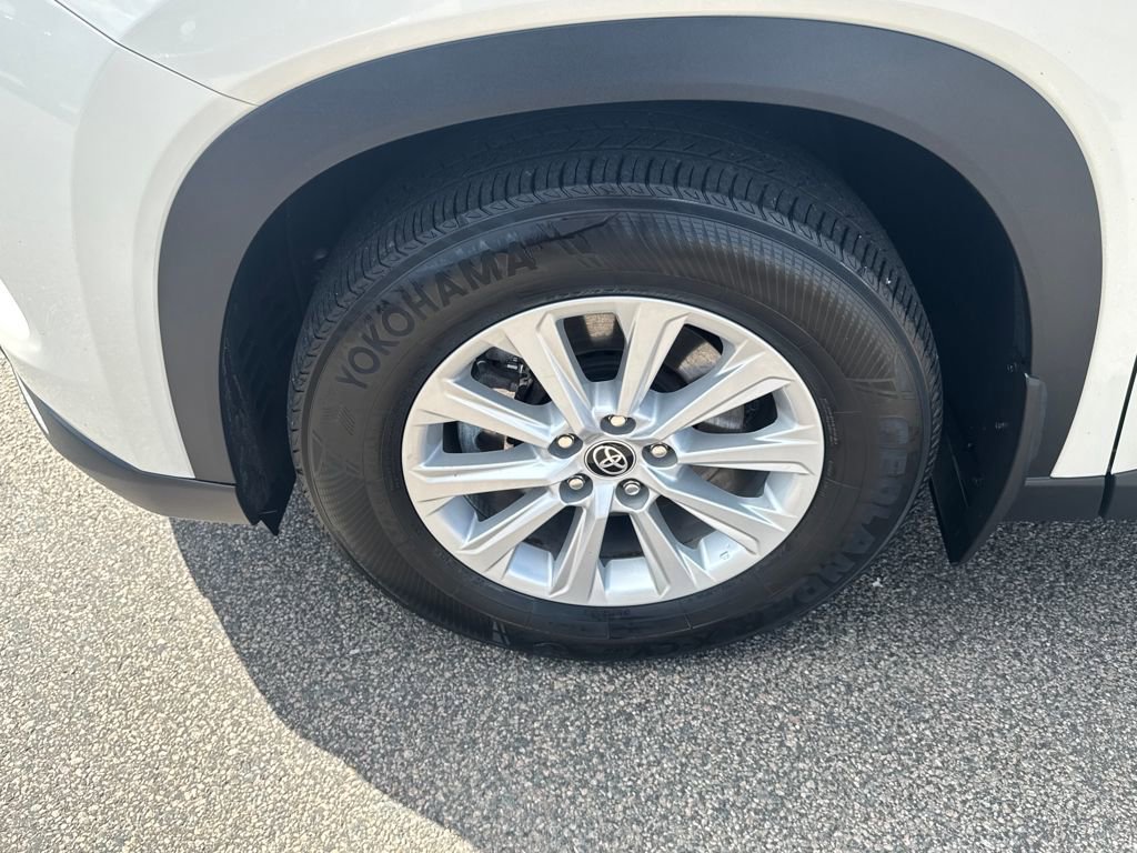 Used 2024 Toyota Grand Highlander XLE image 42