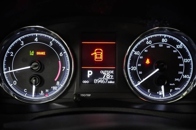 Used 2017 Toyota Corolla LE image 14